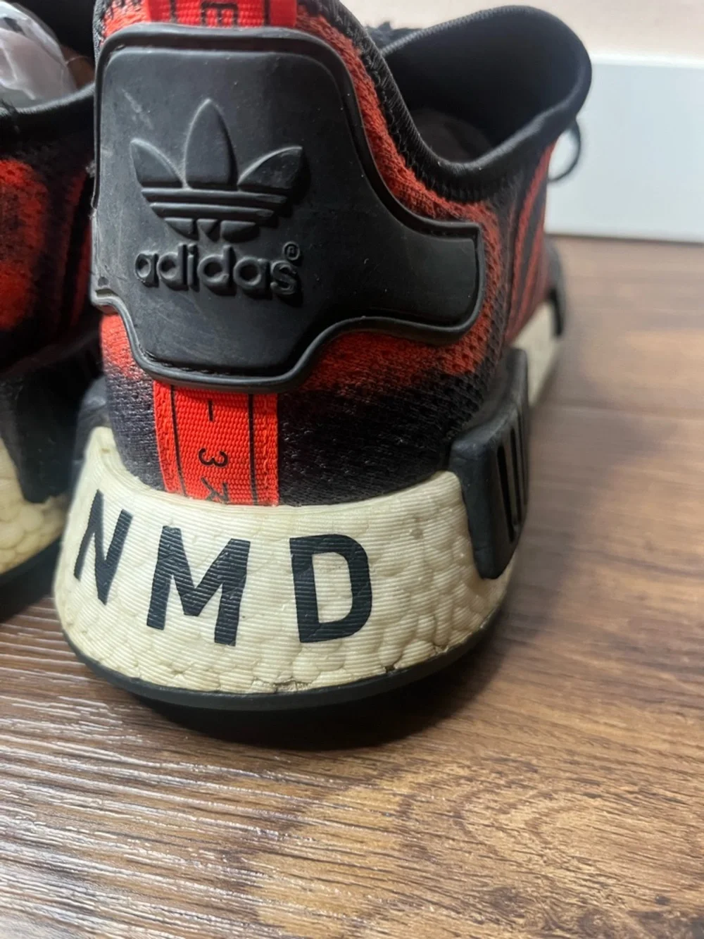 Adidas NMD R1 - Picture 7 of 11